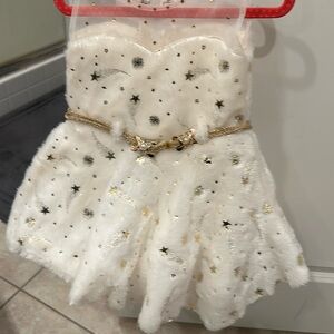 Beautiful dress for little girls 
Toddler girl 2T